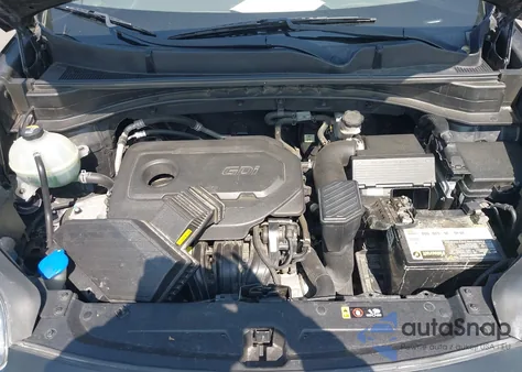 2018 Kia Sportage Lx z USA, uszkodzony, nr VIN KNDPM3AC2J7463845